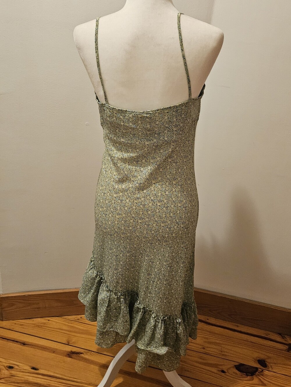 Green Floral Ruffle Slip Dress - Picture 2 of 4